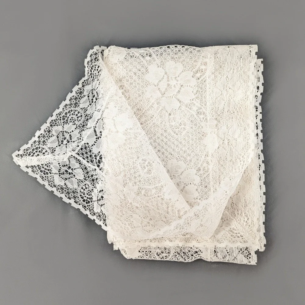 Vintage White Floral Lace Square Tablecloth 33x32 Scalloped Edge Tea Decor